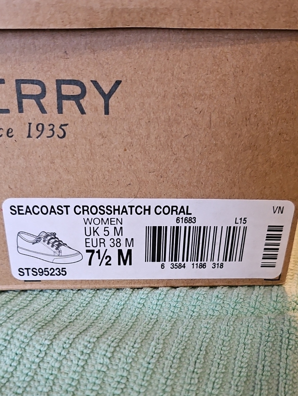 Sperry Top Siders - Picture 4 of 7